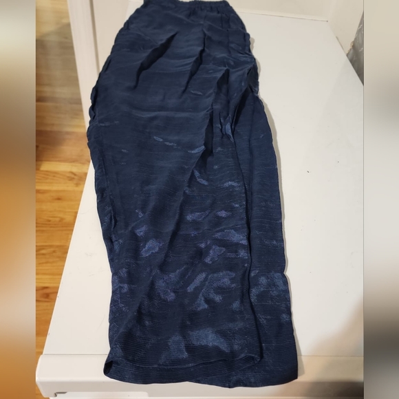 Pakistani long gown - Picture 6 of 6